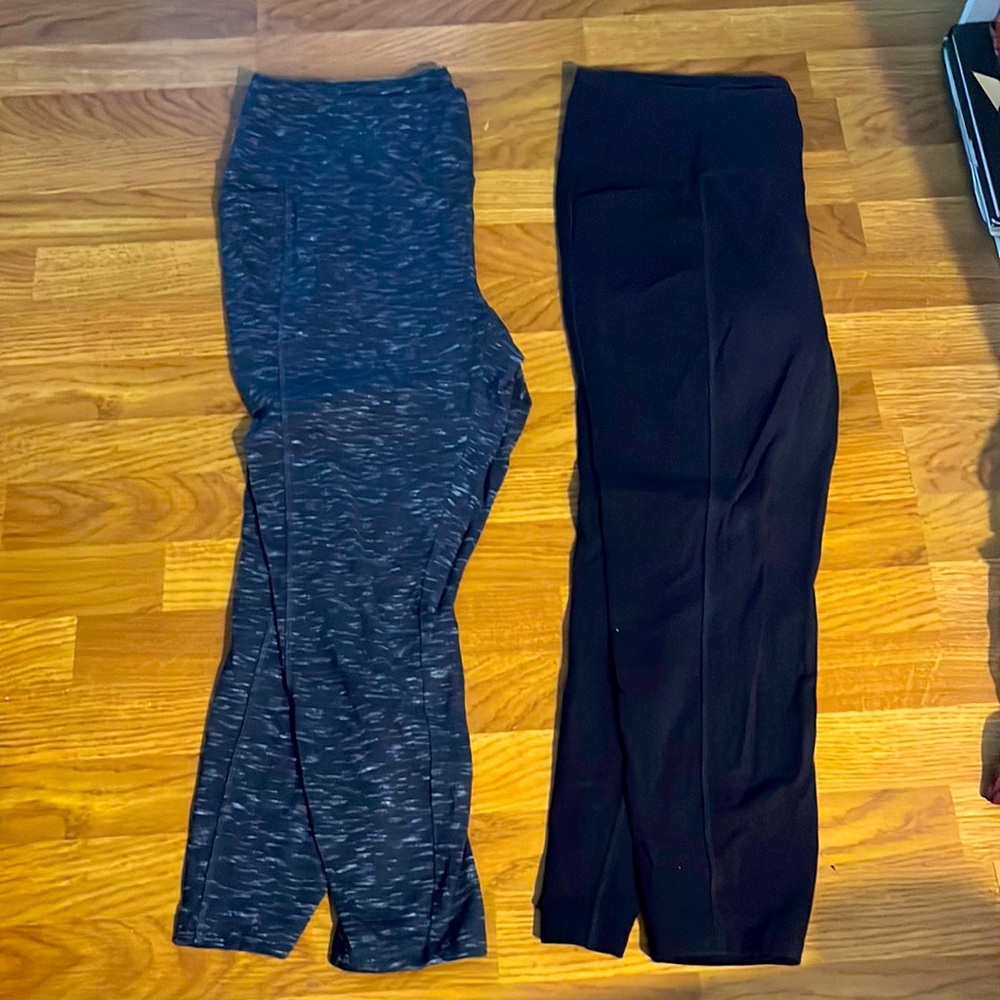 2 Athletic Leggings